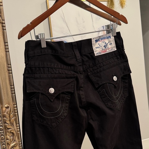 True Religion Men's Black Straight Jeans - Picture 4 of 5